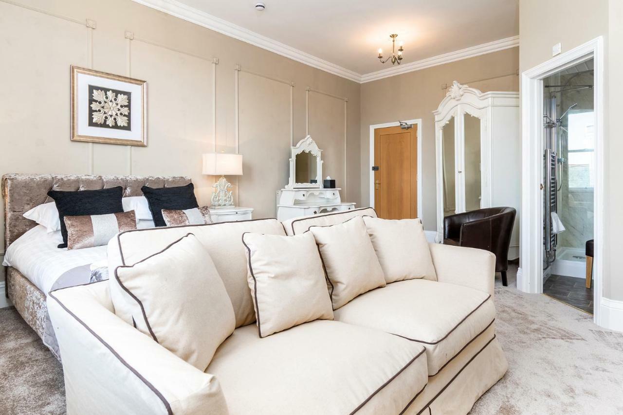 Lansdowne House With Private Car Park Hotell Llandudno Exteriör bild